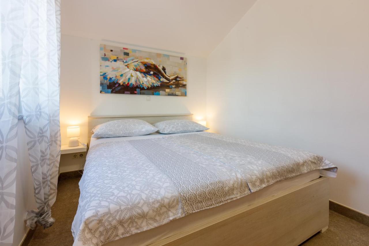 Anton 1 Apartment Crikvenica Exterior photo