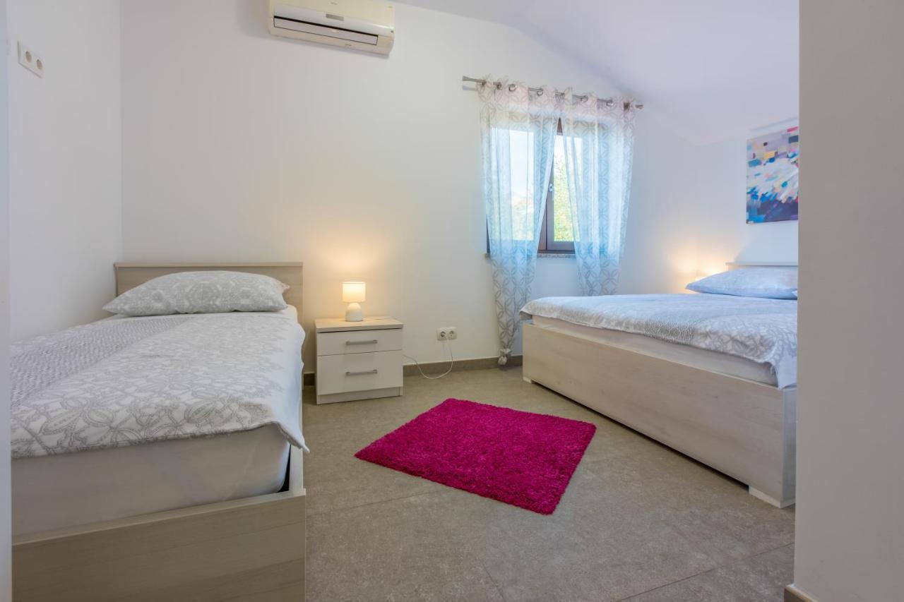 Anton 1 Apartment Crikvenica Exterior photo